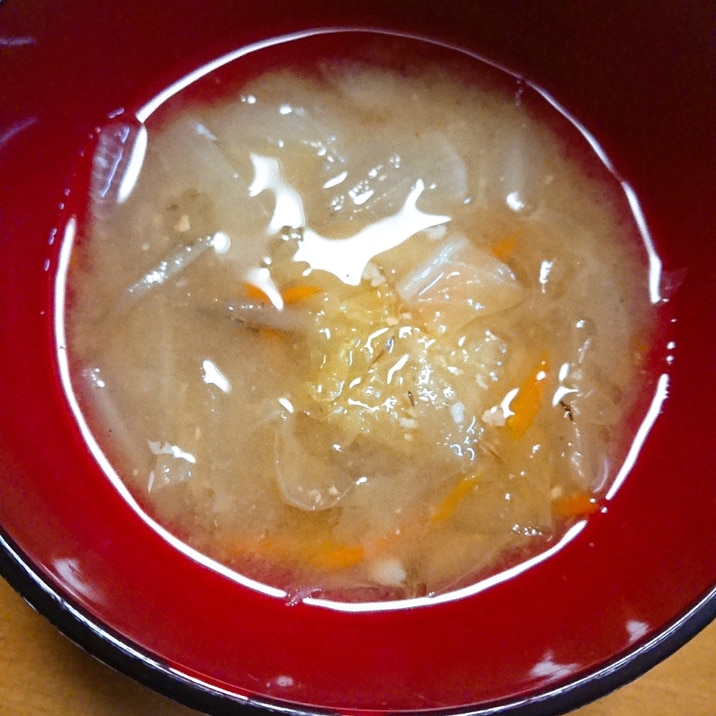 白菜とごぼうのお味噌汁